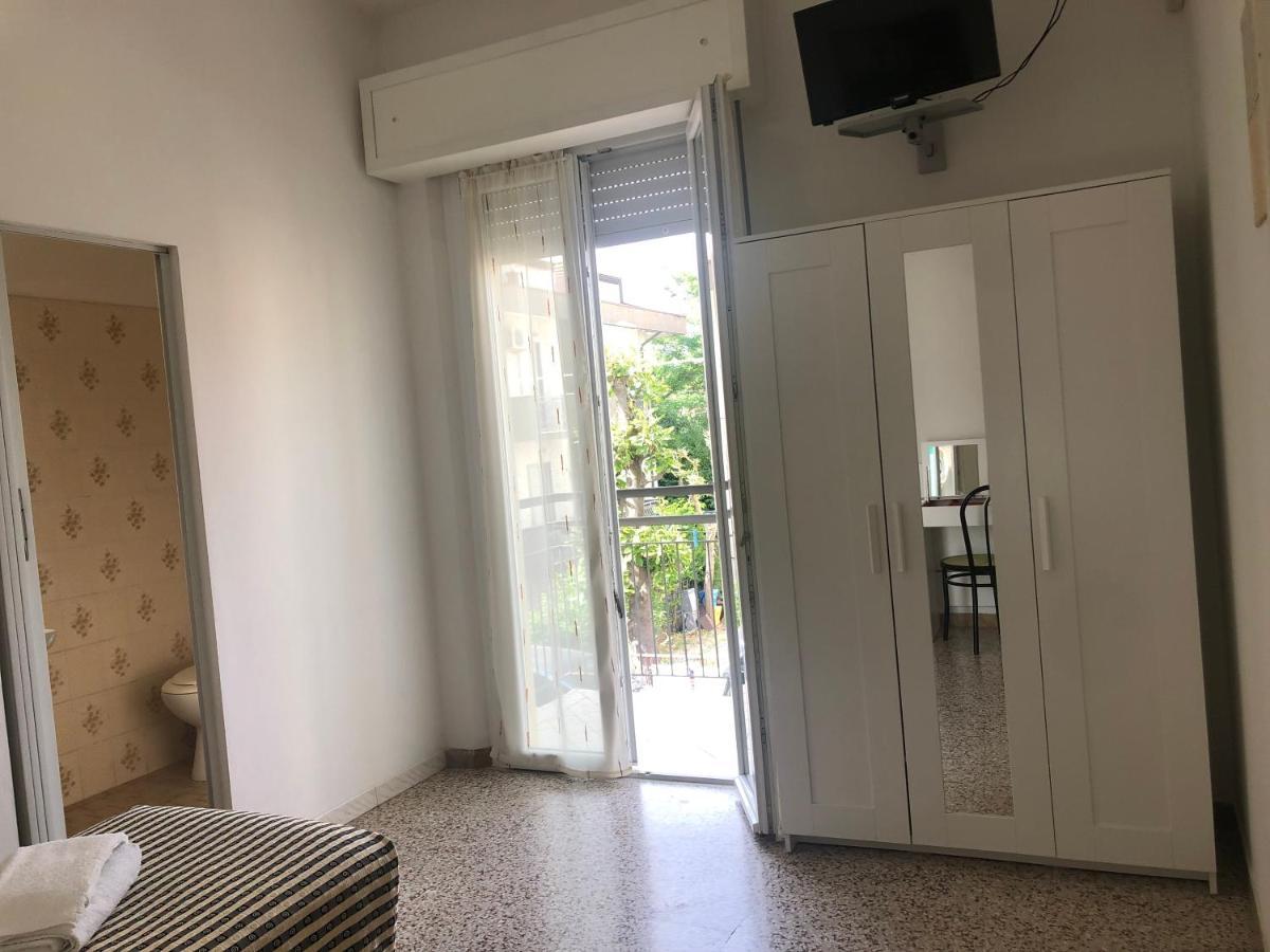 רימיני Hotel Argo מראה חיצוני תמונה