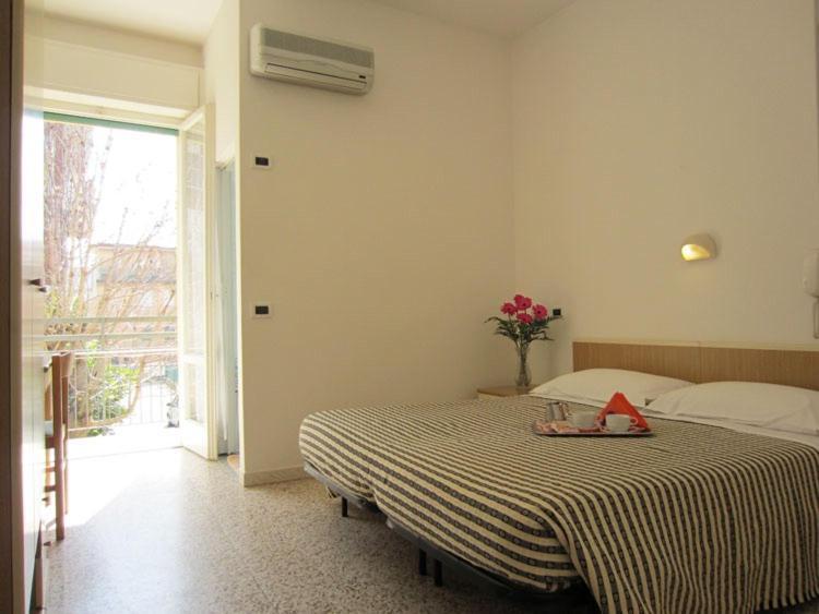 רימיני Hotel Argo מראה חיצוני תמונה