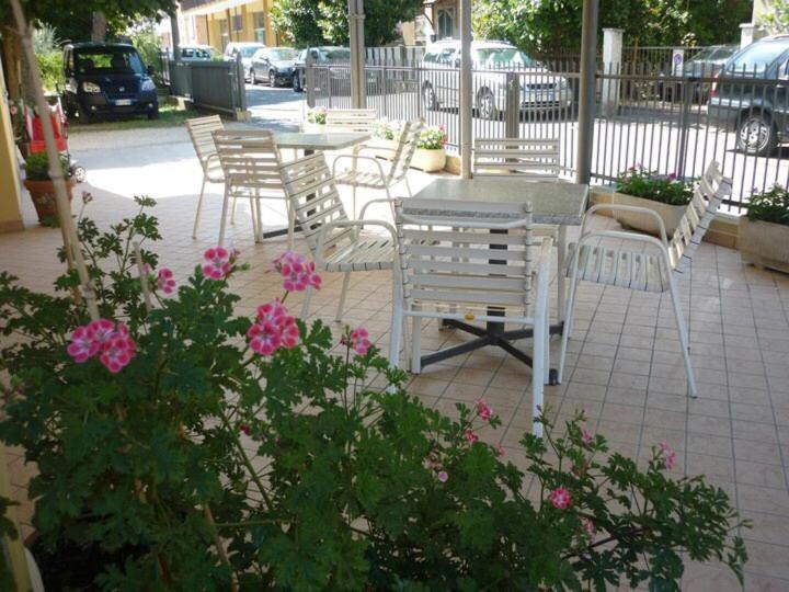 רימיני Hotel Argo מראה חיצוני תמונה